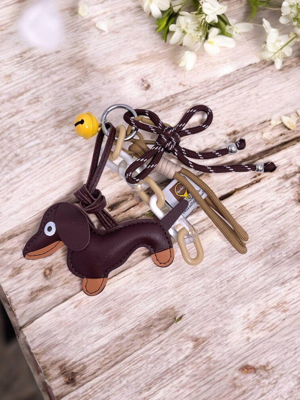 Portachiavi e charm borsa cane con campanello